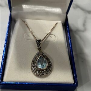Elegant Silver and Blue Teardrop Pendant Necklace